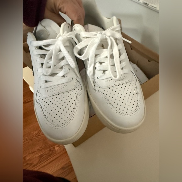 Veja V-10 sneakers - Picture 4 of 8